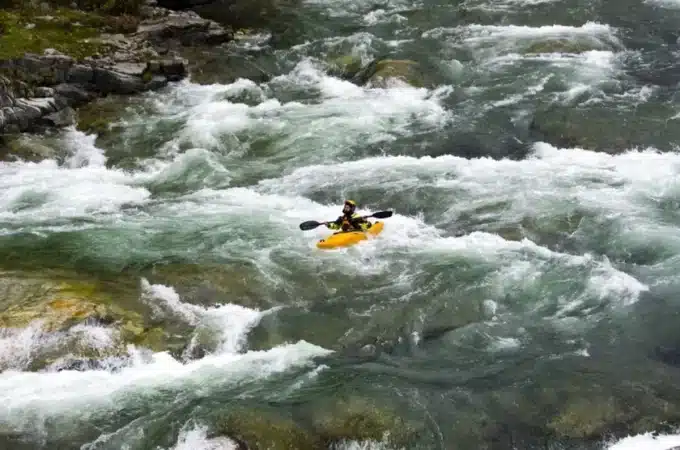 O que é rafting e como praticar com segurança?